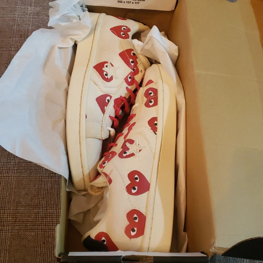 Play Sneakers - Picture 12 of 12